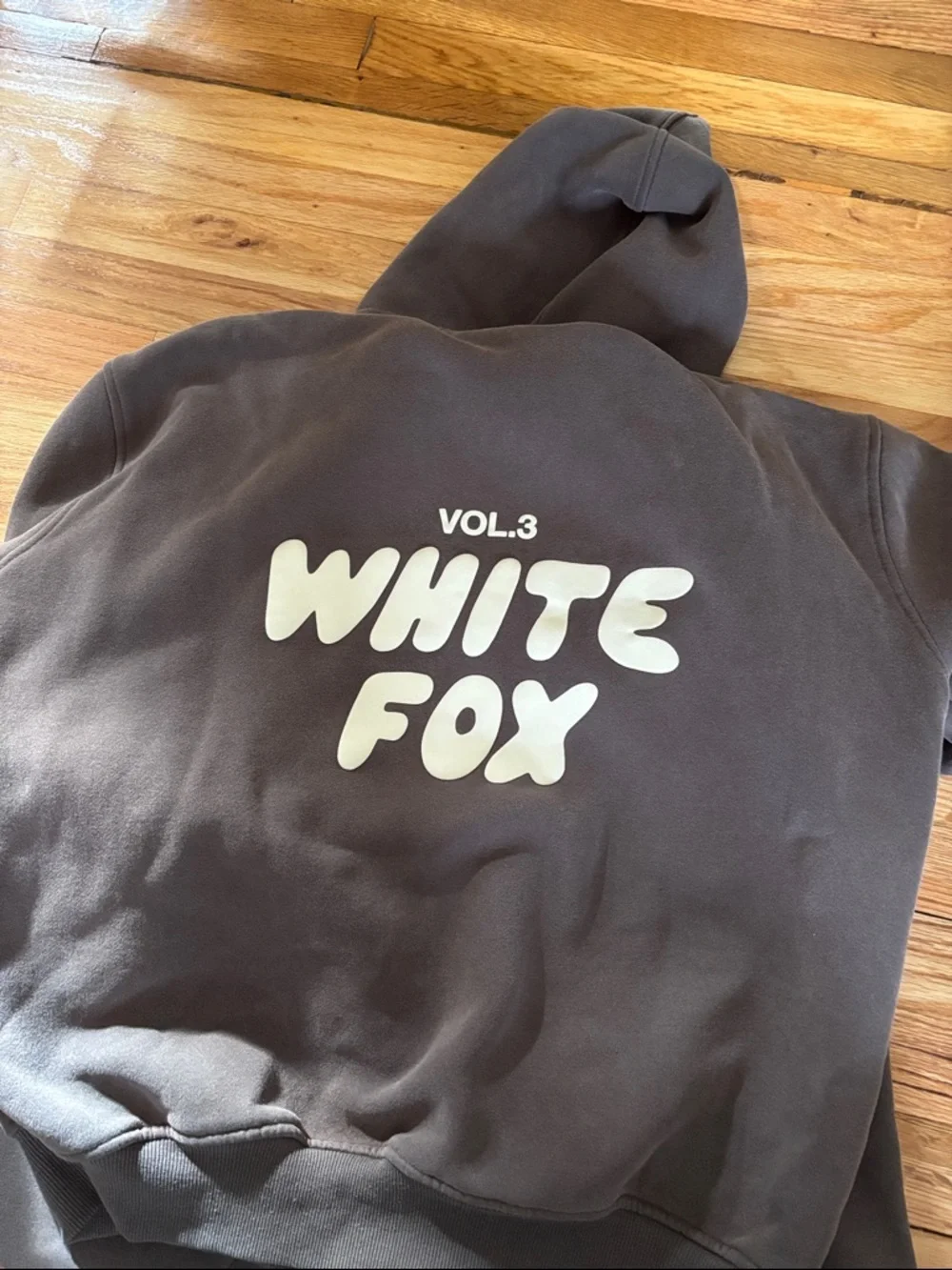 White Fox Sweatsuit - Picture 2 of 2